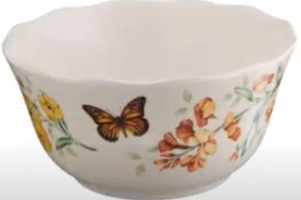 butterfly-themed fruit bowl 