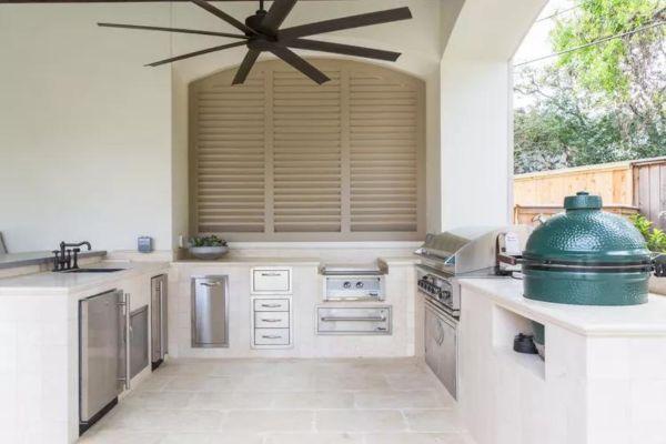 Outdoor Kitchen with Ceiling Fans