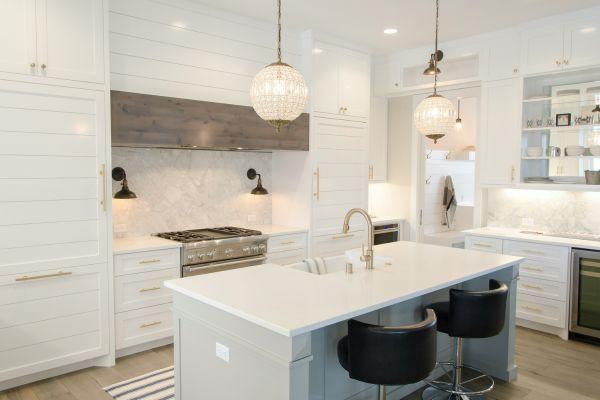 White shaker cabinets