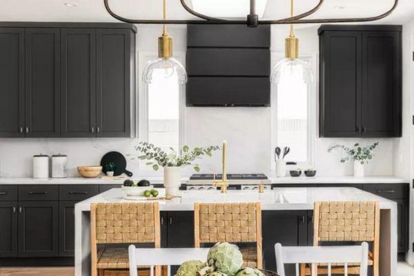 Black Shaker Cabinets